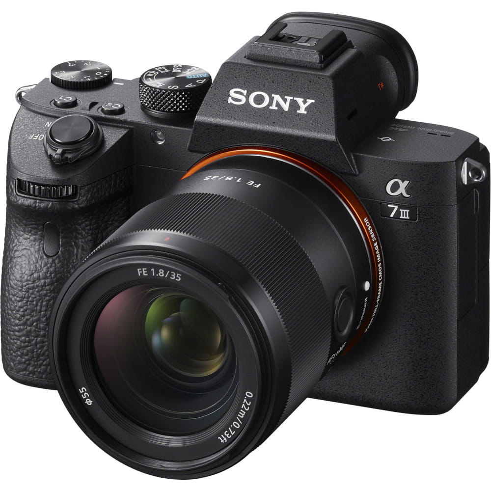 Sony FE 35 mm f/1.8