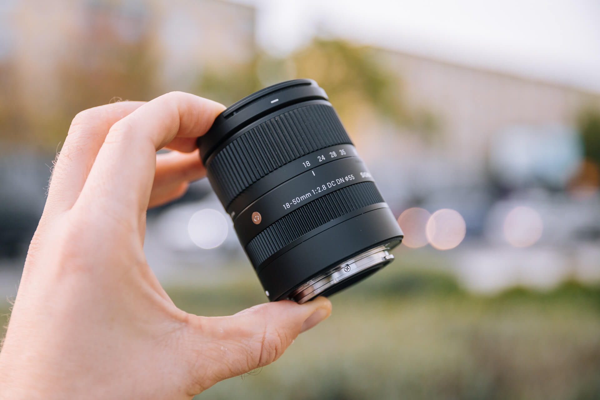 Sigma 18-50 mm f/2.8 DC DN Contemporary