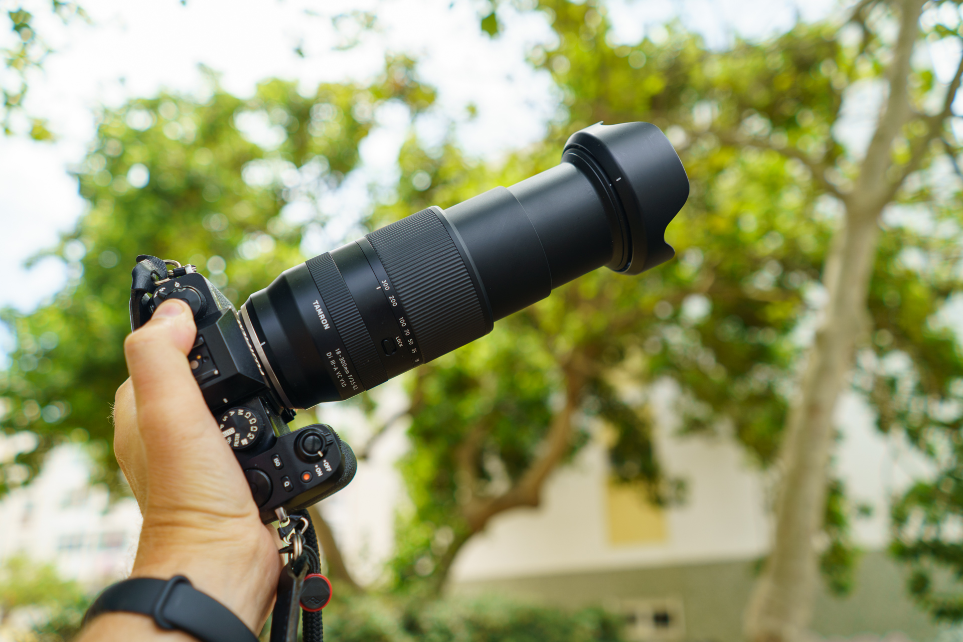 Tamron 18-300 mm F/3.5-6.3, czyli jeden obiektyw do wszystkiego