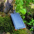 powerbank-solarny-xtorm-xxr103-5000-mah-20w_11.jpg
