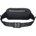 saszetka-boundary-rennen-xpac-sling-bag-jet-black_05.jpg