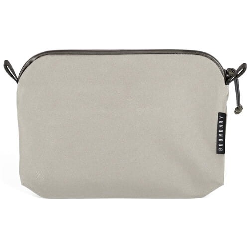 organizer-boundary-rennen-pouch-clay_01.jpg