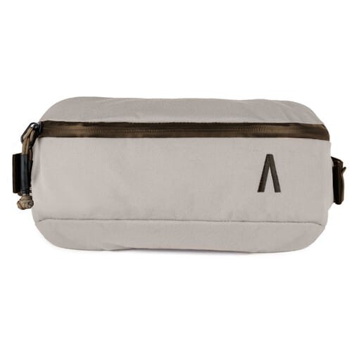 saszetka-boundary-rennen-sling-bag-clay_01.jpg