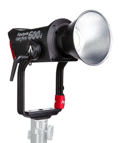lampa-led-aputure-light-storm-ls-600d-v-mount_1.jpg