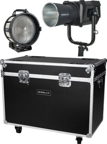nanlux-evoke-1200-spot-light-z-soczewka-fresnela-fl-35-z-walizka_05.jpg
