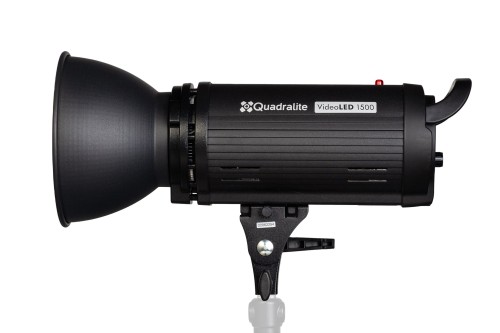 lampa-swiatla-ciaglego-quadralite-videoled-1500_01.jpg