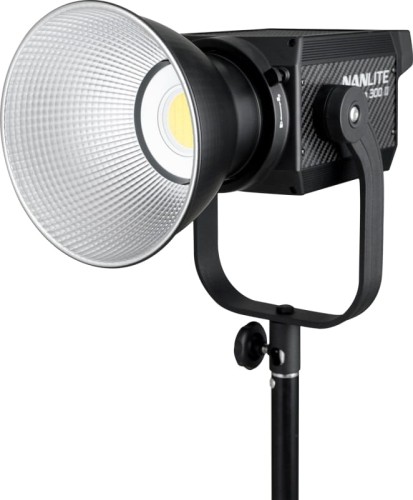 lampa-led-nanlite-forza-300-ii_01.jpg