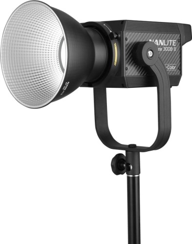 lampa-led-nanlite-forza-300b-ii_01.jpg