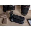 battery-pack-newell-bg-r10-do-canon_6.jpg