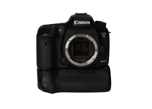 canon_7d_plus_grip_023020002501. (6).jpg