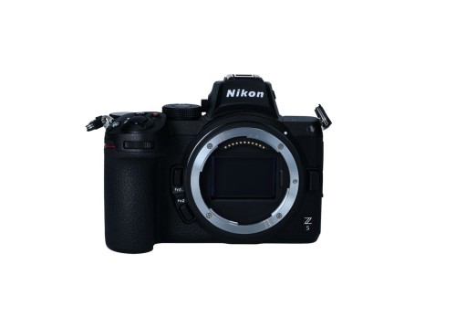 nikon_z5_78109318..jpg