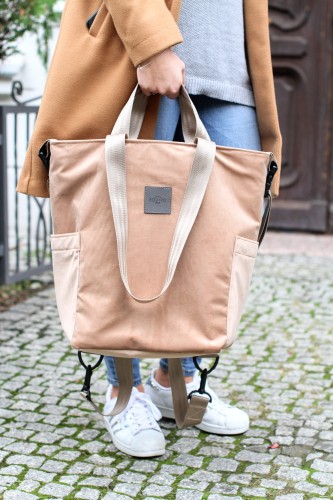 torbo-plecak-fotograficzny-bez-xl-torba-na-aparat-beige-king-welur_01.jpeg