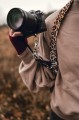 szelki-fotograficzne-na-2-aparaty-welur-panterka-szelki-reporterskie-welurowe-czarno-bezowe-w-cetki_02.jpeg