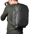 Camera-Backpack-Manfrotto- Advanced-2_MB MA2-BP-C_use01.jpg