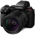 obiektyw-panasonic-lumix-s-28-200mm-f-4-7.1-macro-o.i.s._07.jpeg