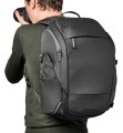 Camera-Backpack-Manfrotto- Advanced-2_MB MA2-BP-T_use01.jpg