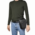 Camera-Holster-Manfrotto- Advanced-2_MB MA2-H-M_use02.jpg