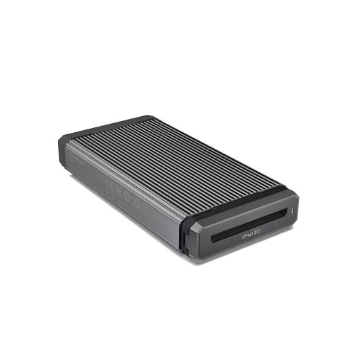 sandisk-professional-czytnik-pro-reader-cfast_01.jpeg