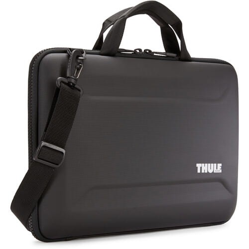 torba-na-laptopa-thule-gauntlet-4-macbook-pro-attache-16-black_01.jpeg