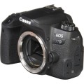 Lustrzanka Canon EOS 77D 2.jpg