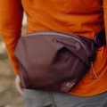 torba-peak-design-outdoor-sling-2l-ciemny-fiolet_13.jpeg