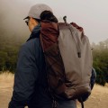 plecak-outdoor-peak-design-backpack-25l-ciemny-fiolet_23.jpeg