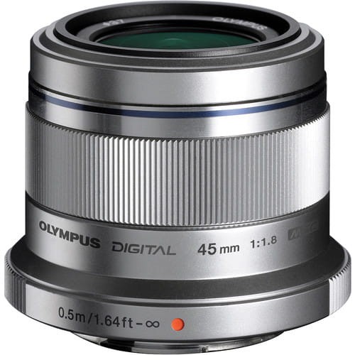 Olympus 45 mm f1.8.jpg