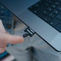 verbatim-karta-microsd-128gb-adapter-pro-u3-czarny-black_03.jpg