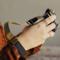 pasek-na-nadgarstek-peak-design-cuff-kelp_04.jpeg