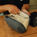 etui-peak-design-tech-pouch-ocean_04.jpeg
