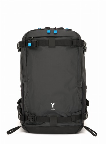 plecak-nya-evo-fjord-36-econyl-gen-4-camera-backpack-36l-graphite-black_01.jpg