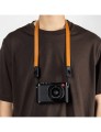 pasek-peak-design-form-leather-camera-strap-neck-amber-bursztynowy_02.jpg
