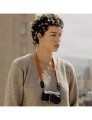 pasek-peak-design-form-leather-camera-strap-neck-amber-bursztynowy_08.jpg
