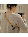 pasek-peak-design-form-leather-camera-strap-short-amber-bursztynowy_11.jpg