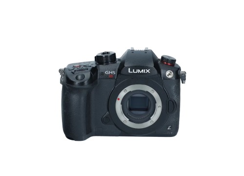 panasonic dc-gh5s 01.jpeg