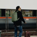 plecak-peak-design-travel-backpack-20l-sage_11.jpg