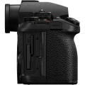 aparat-cyfrowy-panasonic-lumix-s1ii-body_05.jpg