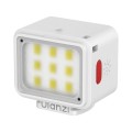 ulanzi-dg01-cube-light-mini-lampa-led-daylight-biala_02.jpg