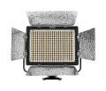 Lampa LED Yongnuo YN320 - WB (3200 K - 5500 K)_01_HD.jpg