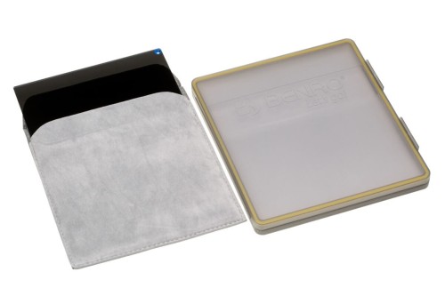 MAGND32S1517_Case.jpg