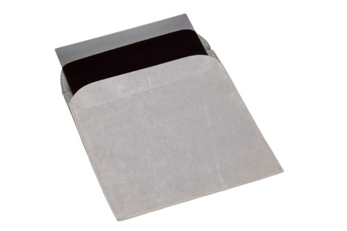 UNGND8H1517_Case.jpg