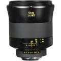carl-zeiss-otus-85-canon-03.png