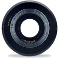 carl-zeiss-otus-28-canon-08.png