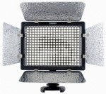 Lampa diodowa YONGNUO LED YN-300II  (3200K-5500K)