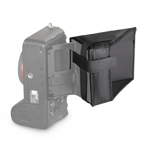 SmallRig_LCD_Screen_Sunhood_for_Sony_A7_A7II_A7III_A9_Series_Cameras_2215_6__52929.1534245493 (1).jpg