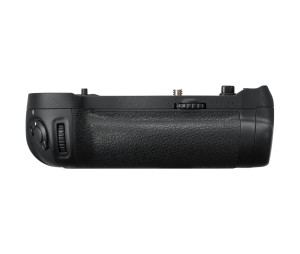 Nikon MB-D18 Grip