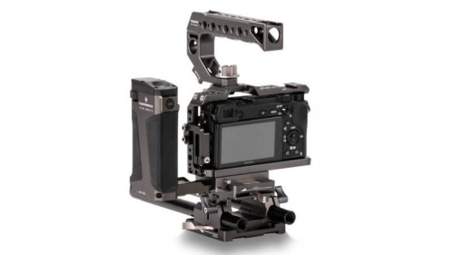 Tiltaing-Sony-A6300-6400-Series-Kit-C-Tilta-Gray-TA-T27-C-G_34Back_Legacy-2-800x450 (1).jpg