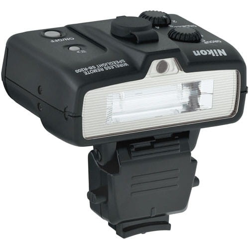 lampa-blyskowa-nikon-sb-r200_1.jpg