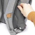 pas-biodrowy-peak-design-everyday-hip-belt-midnight-v2-popielaty