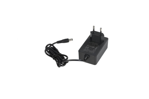 Quadralite 9V 2,5A zasilacz do Thea LED_1.jpg